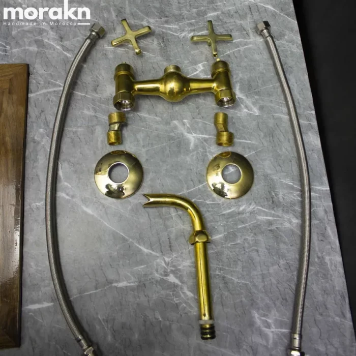 Brass kitchen Faucets - Morakn.com